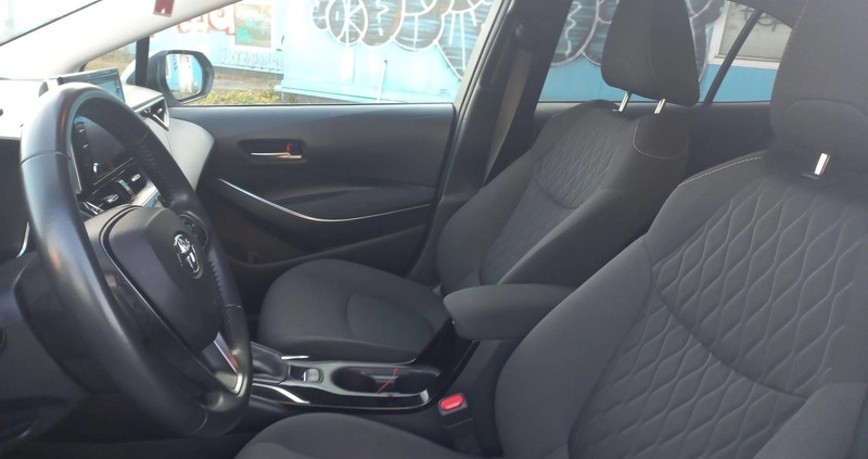 Toyota Corolla cena 104900 przebieg: 43111, rok produkcji 2021 z Kartuzy małe 172